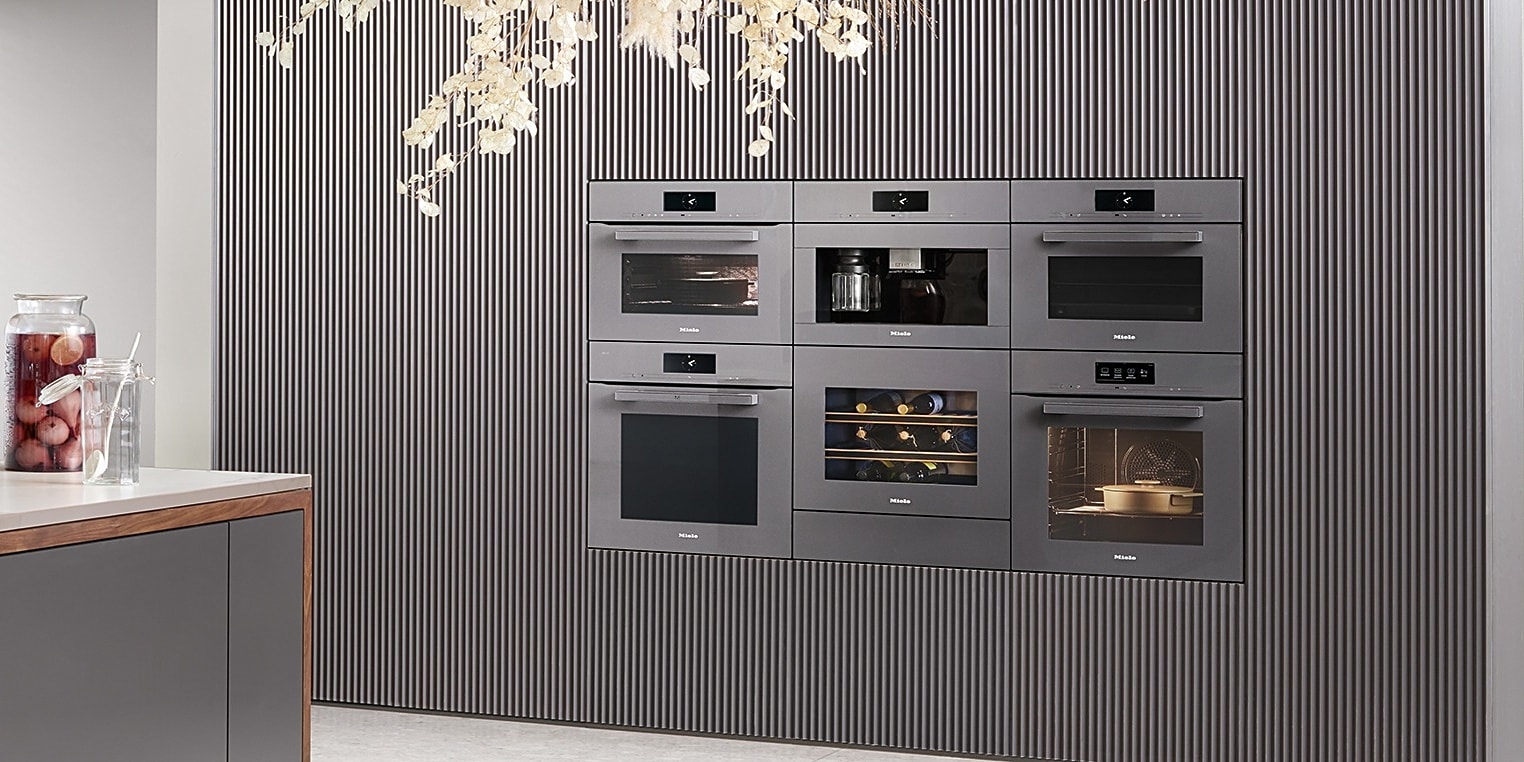 VESTAVNÉ SPOTŘEBIČE